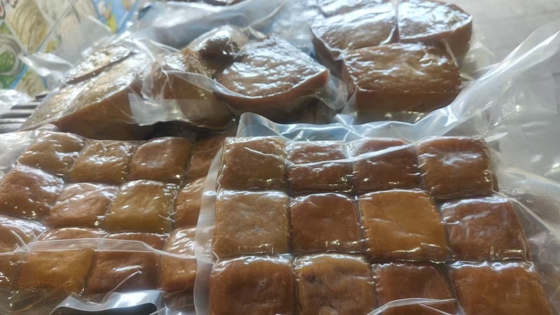 云南省宣威市纯手工腌肉水豆腐，味美价廉，产家直销量大从优