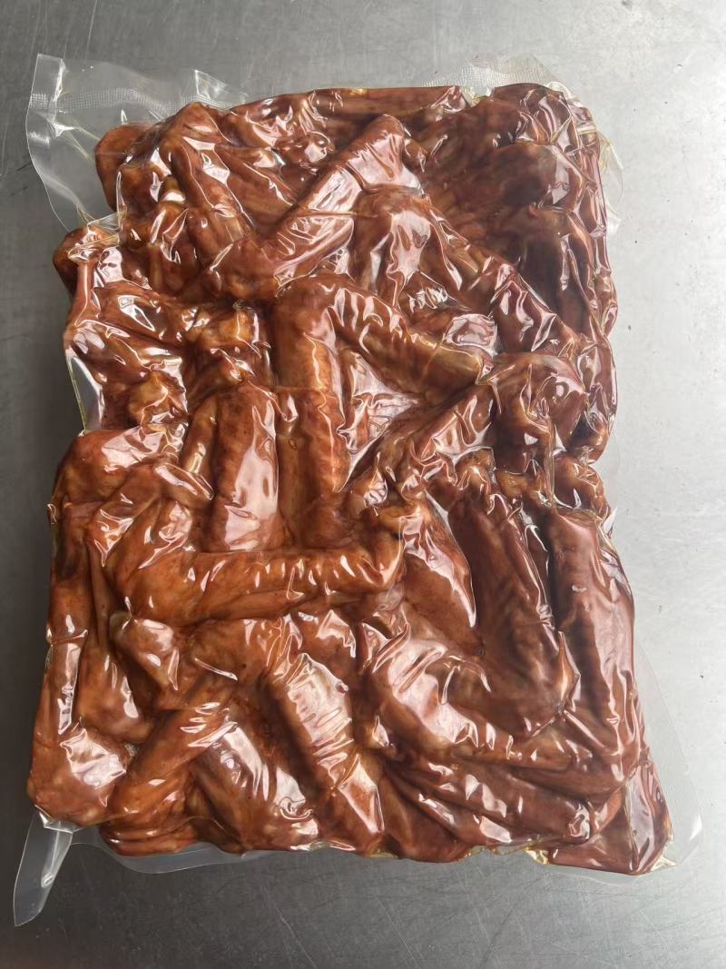 【卤味】酱卤鸭翅大号鸭翅源头厂家批发现卤现发，高品质保障
