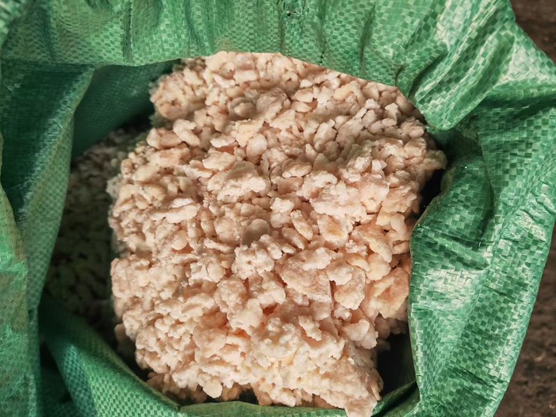 熟鸡肉粒4500每吨