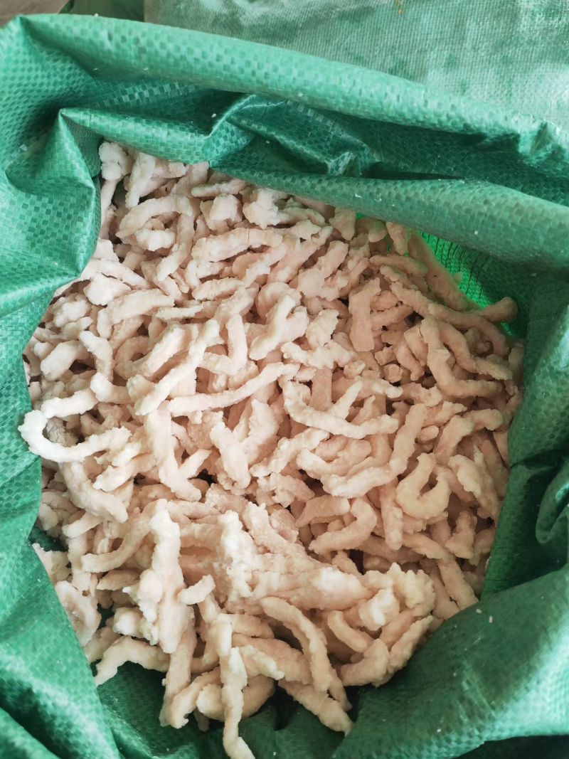 熟鸡肉粒4500每吨
