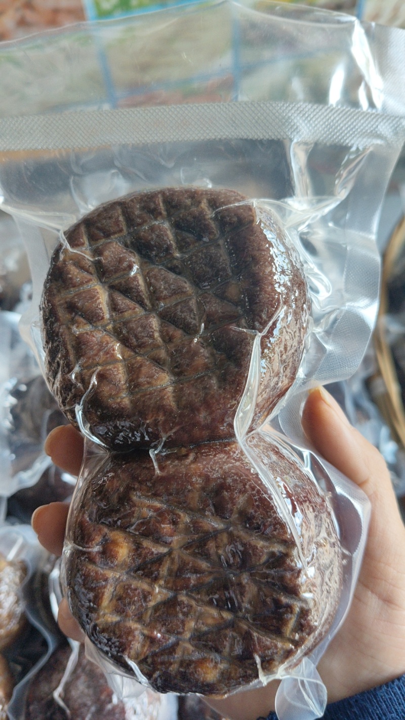 云南宣威土特产，血豆腐，味美价廉，厂家直销，量大从优