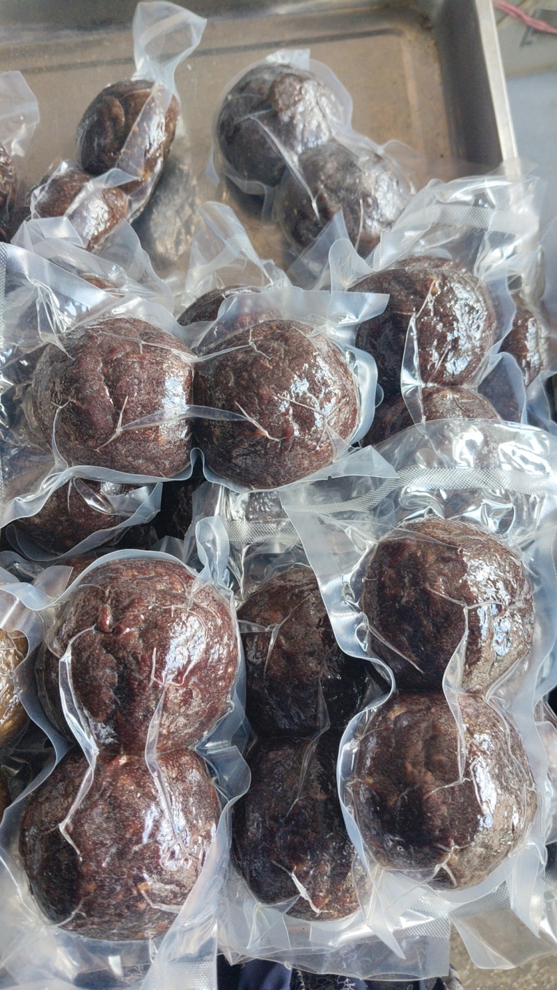 云南宣威土特产，血豆腐，味美价廉，厂家直销，量大从优