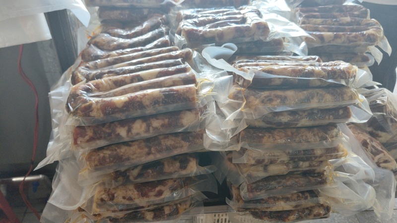 【腊肠串】云南省宣威市纯手工土猪肉腊肠，厂家直发量大从优