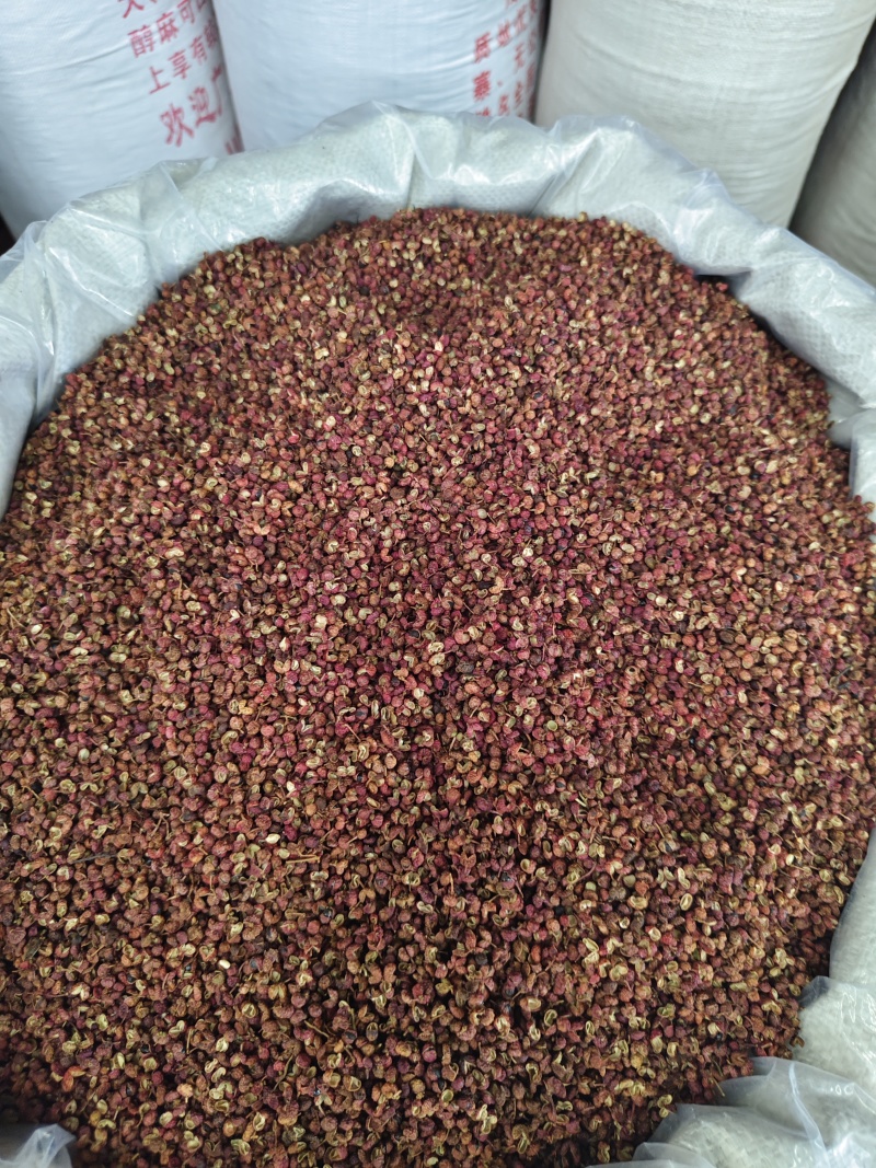 茂纹花椒四川红花椒香味浓郁麻味纯正很麻很香精选花椒