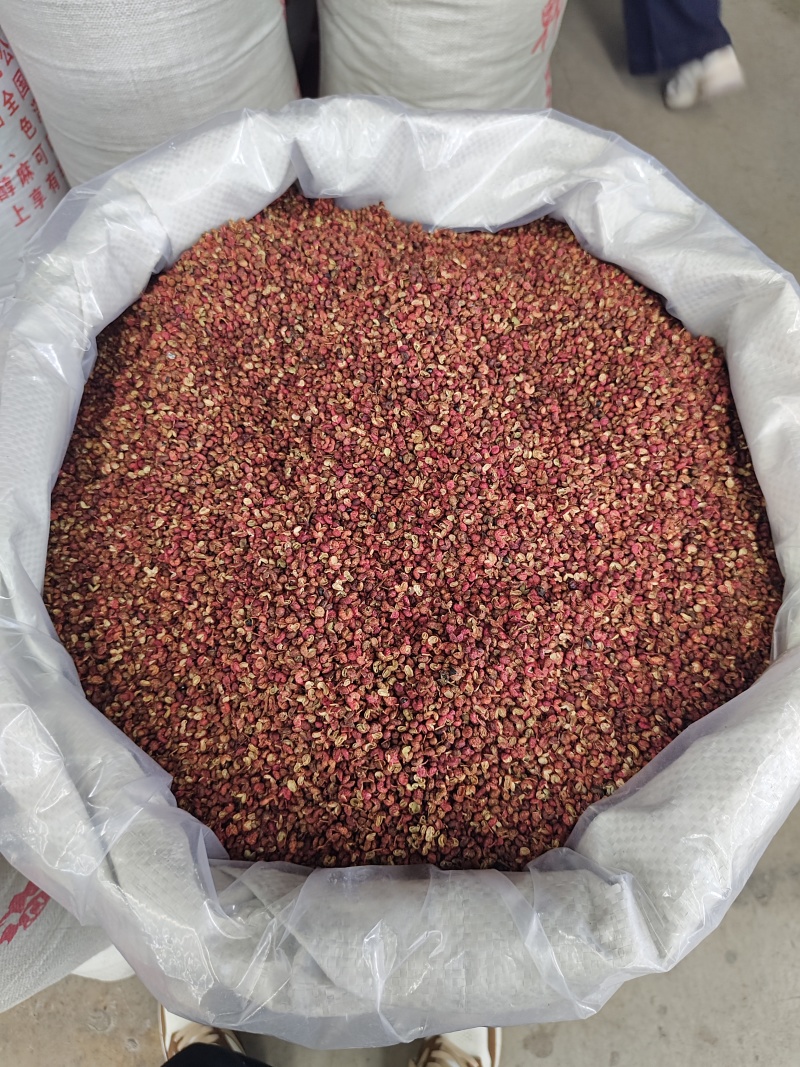 茂纹花椒四川红花椒香味浓郁麻味纯正很麻很香精选花椒