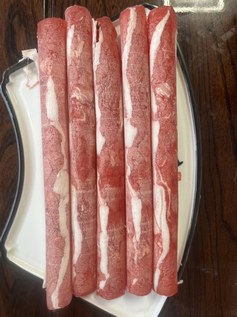 牛肉卷厂家大量有货，量大从优，保质保量。可视频
