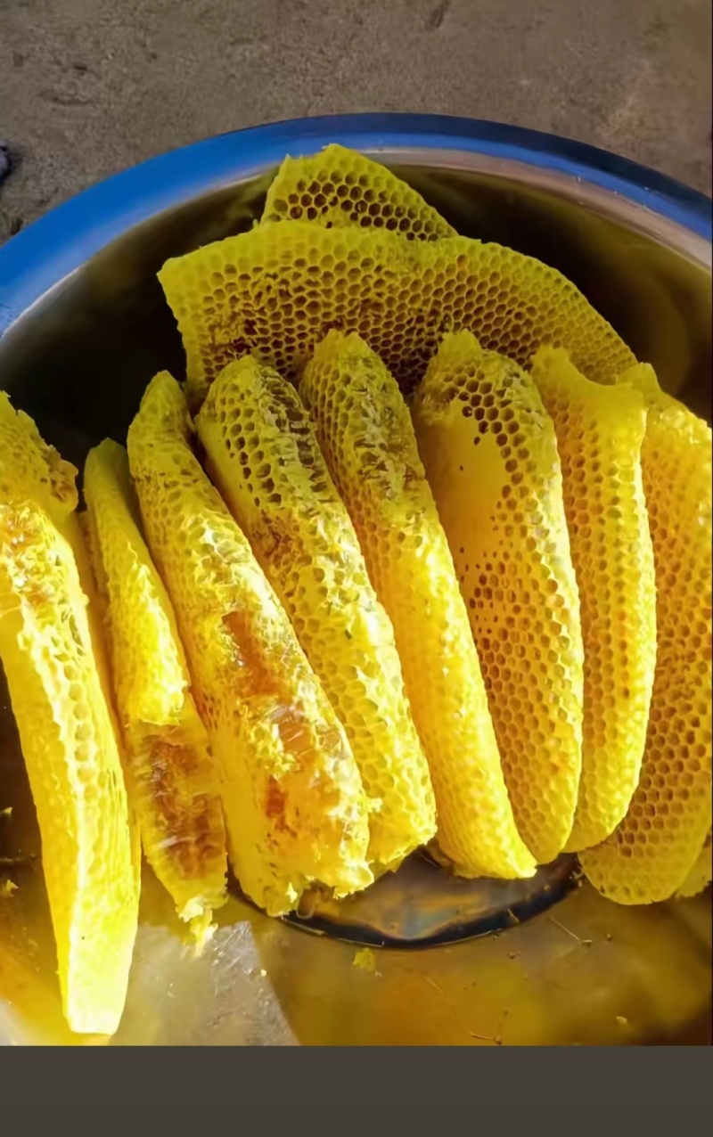 农村自家土蜂蜜，每年有几千斤
