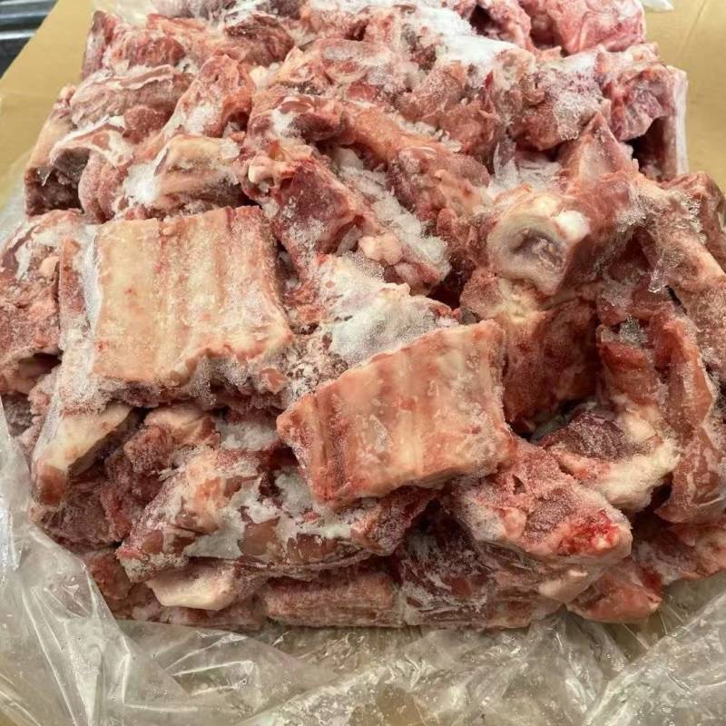 多肉碎骨，排骨粒，自助餐工地性价比高，猪排骨
