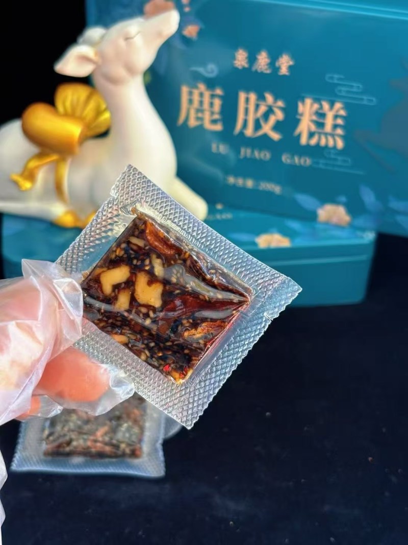 鹿胶糕