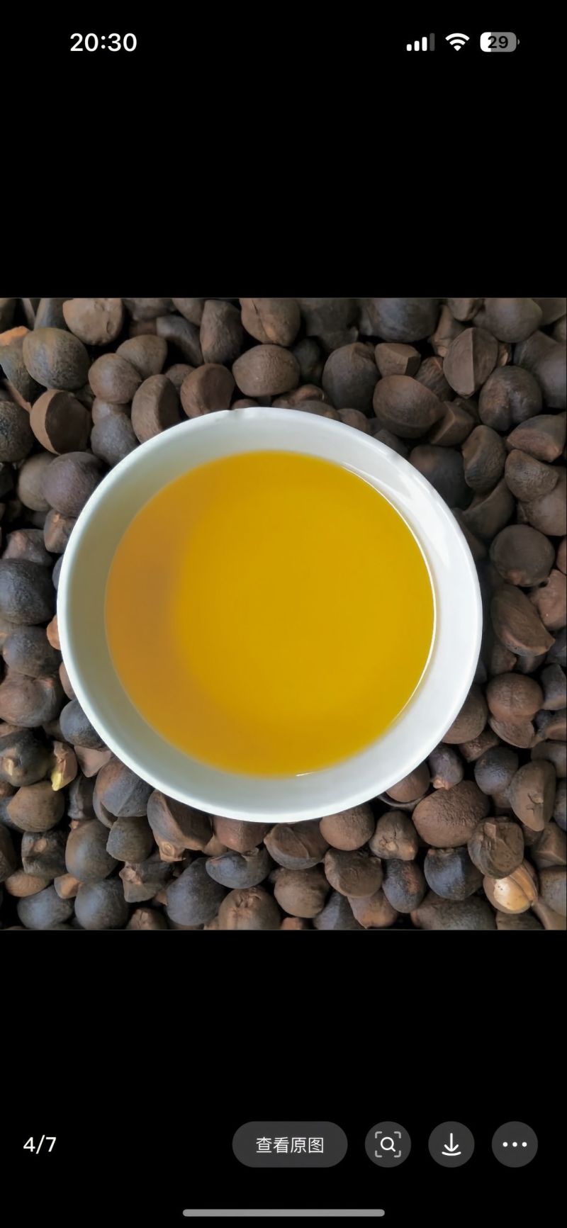 茶油，山茶油，自己村里面榨的山茶油，有现货7000斤