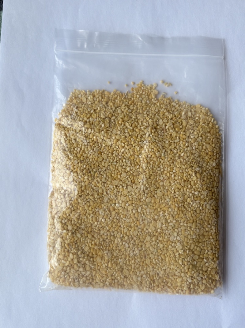绿豆碎脱皮绿豆碎，大量上市，可一件代发，可批发，对接全国