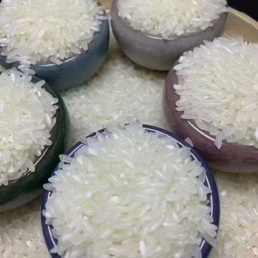 精品五常大米货源充足量大从优质量保证诚信经营欢迎咨询
