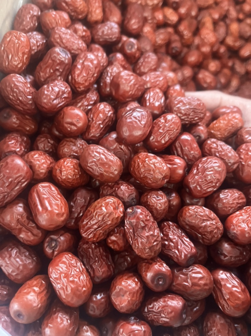 新疆灰枣三级，厂家直销，各种规格齐全