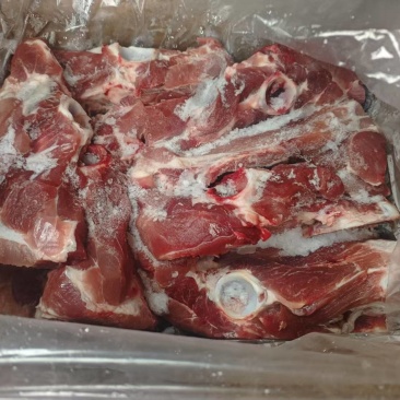 冻品标猪肥猪带肉尾叉骨工厂直发大量上市欢迎采购
