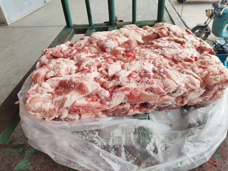 标猪倒三七10元每公斤，在山东诸城，大厂干货新货，