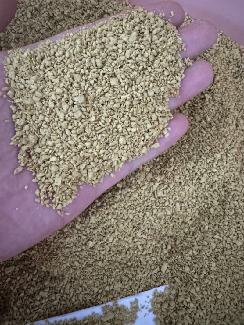 中储粮一级豆粕蛋白43个左右，去皮检测高达46%