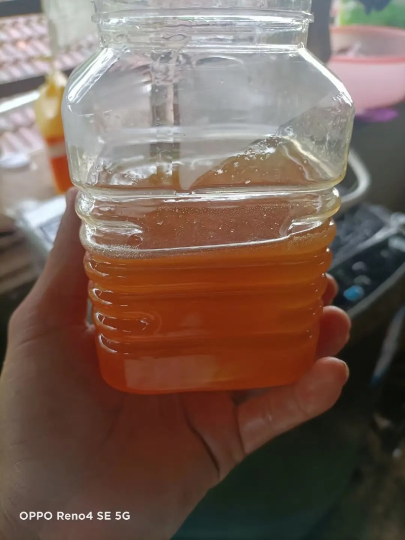 云南边境土蜂蜜农家自产