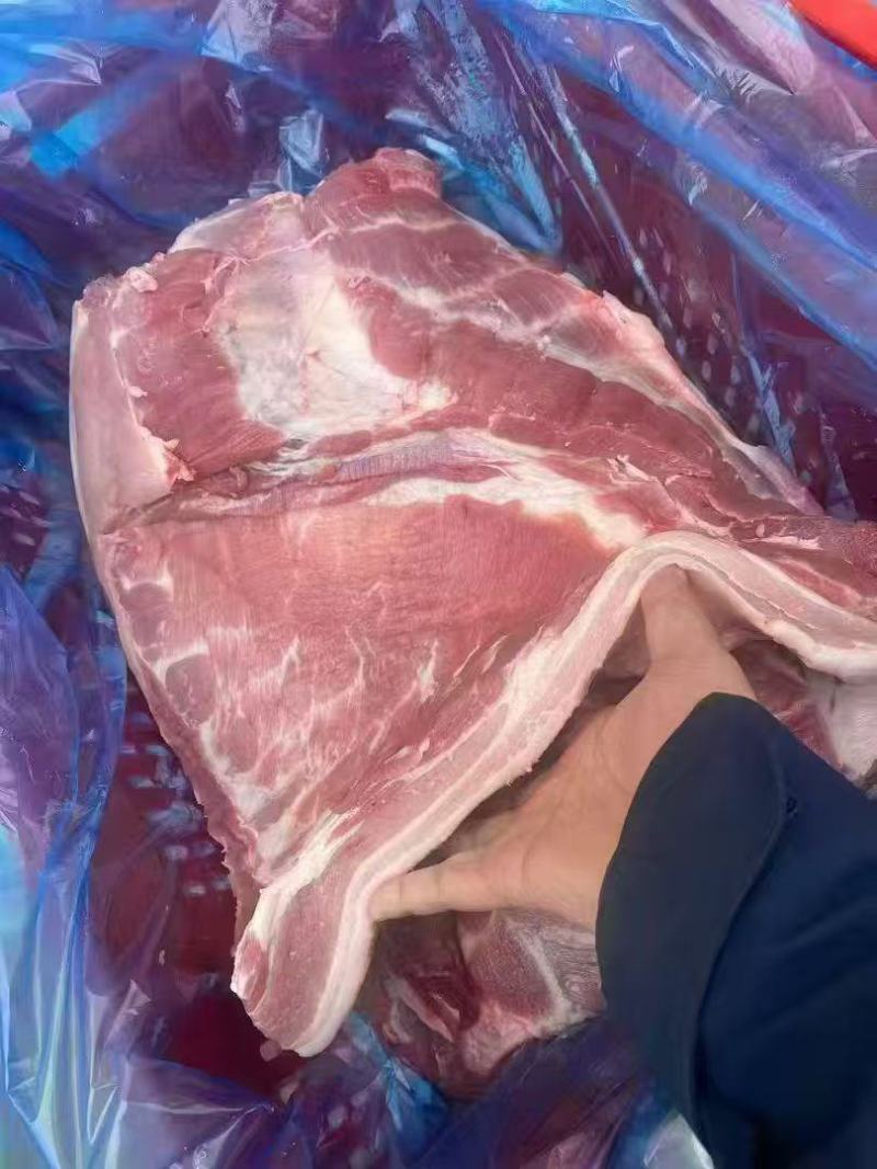 去皮五花肉块