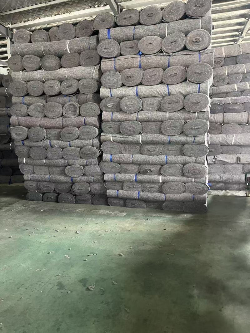 毛毡覆盖大棚保温增温厂家一手形状厚薄可定制常年有货用料实在