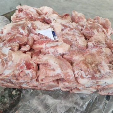 标猪槽头零碎肉30吨，大厂干货新货