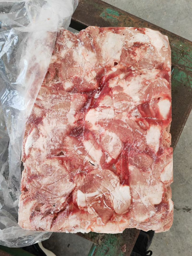 标猪槽头零碎肉30吨，大厂干货新货