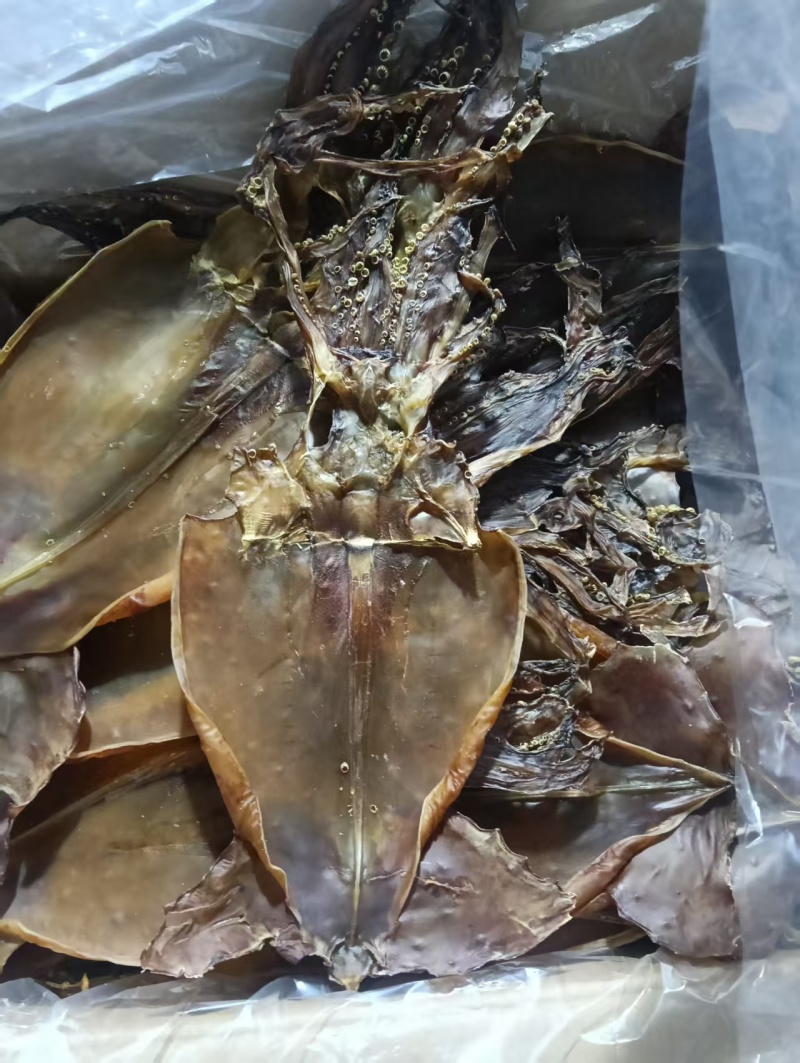 特干鱿鱼，鱿鱼干，本地鱿鱼鱿鱼淡干鱿鱼干
