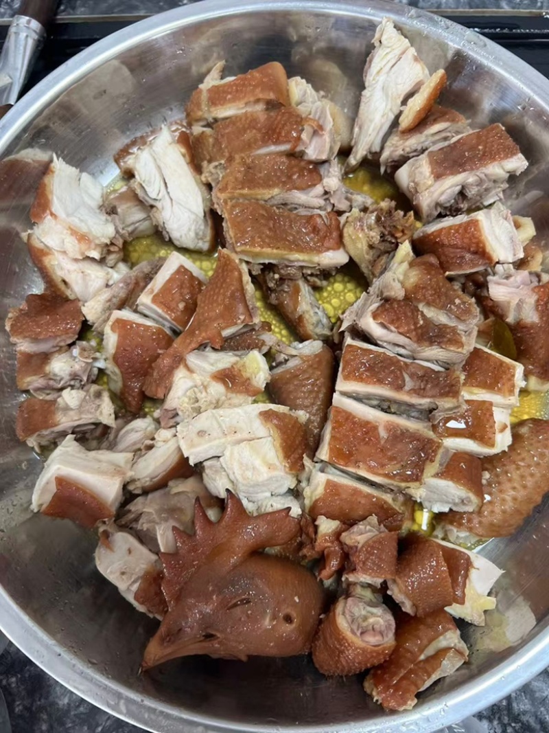 脆皮酱油鸡地摊电商批发卤水鸡老鸡脆皮酱油鸡脆皮鸡