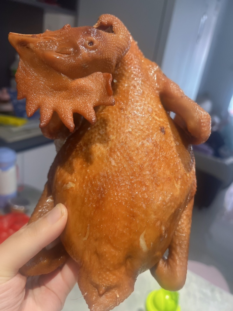 脆皮酱油鸡地摊电商批发卤水鸡老鸡脆皮酱油鸡脆皮鸡