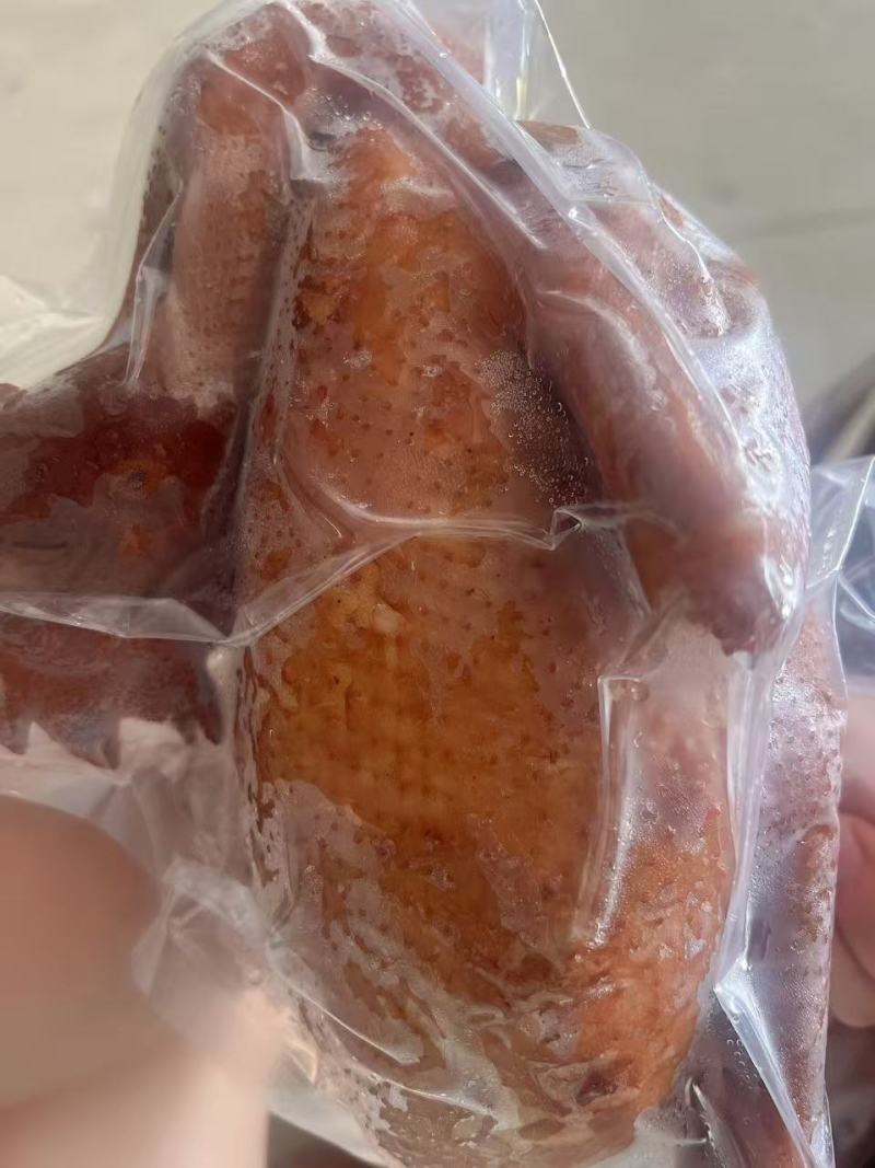 脆皮酱油鸡地摊电商批发脆皮卤水鸡老鸡鼓油鸡脆皮鸡