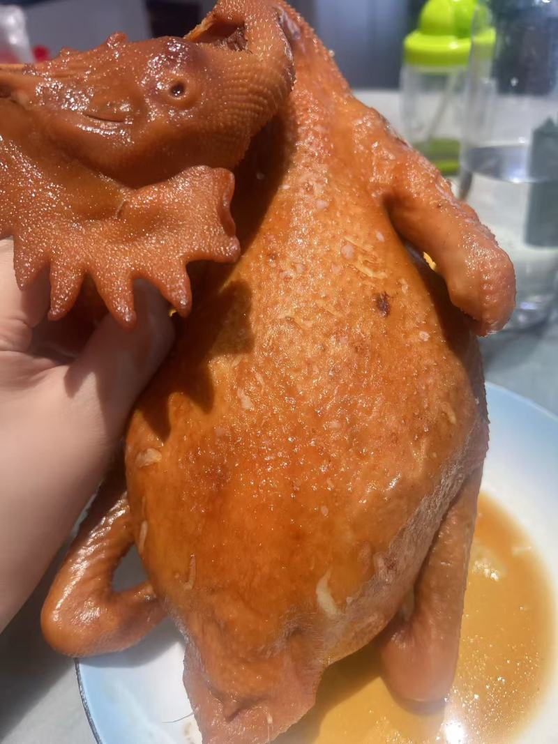 脆皮酱油鸡地摊电商批发脆皮卤水鸡老鸡鼓油鸡脆皮鸡