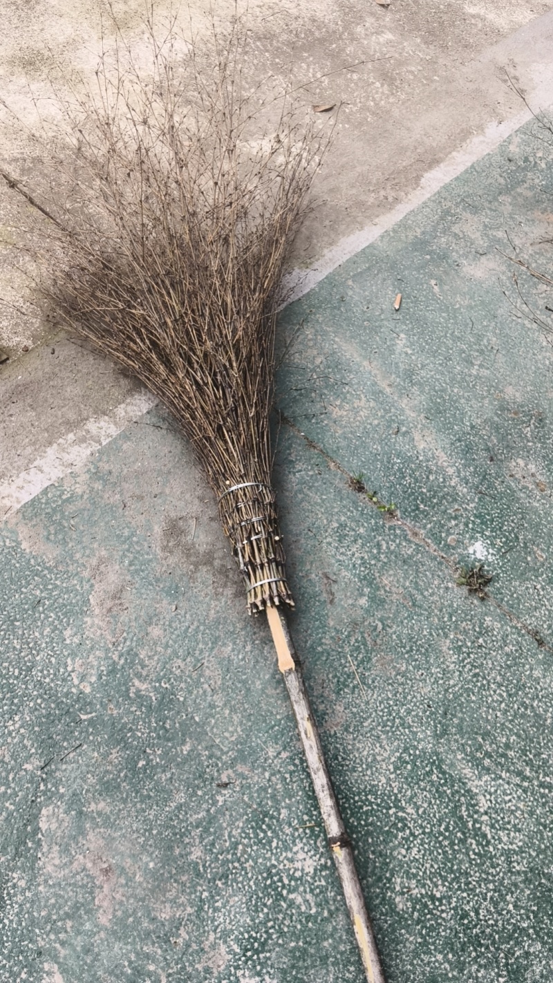 竹扫把