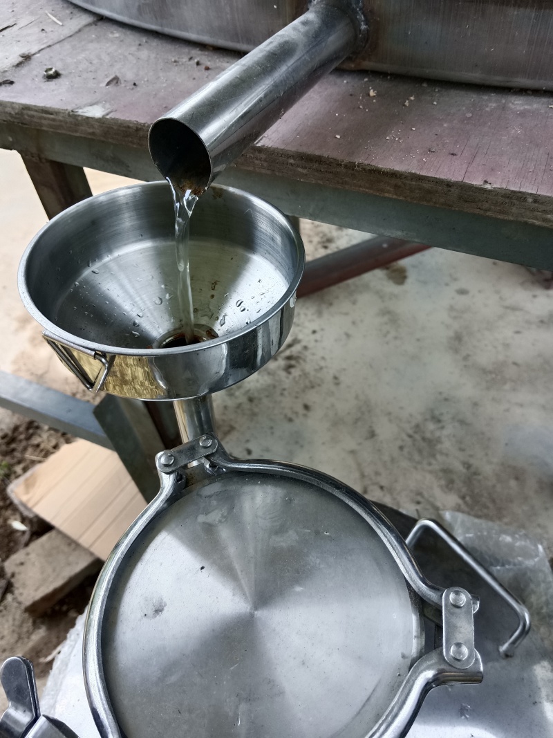 白玉兰精油产地货源蒸馏提取初级加工香料批发