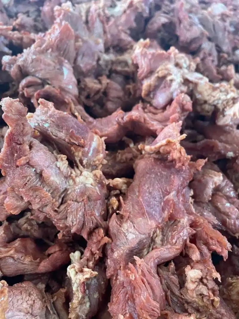 【卤味】卤大块碎牛肉全熟可对接商超餐饮可视频可现货供应
