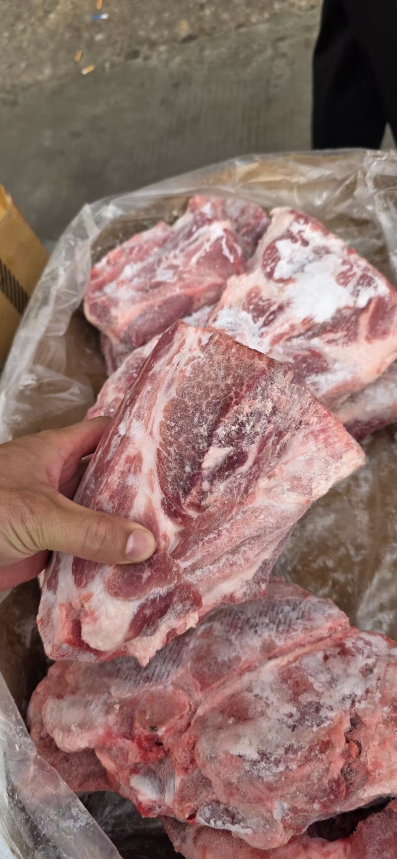 满肉猪颈骨可以代替牛脖骨用