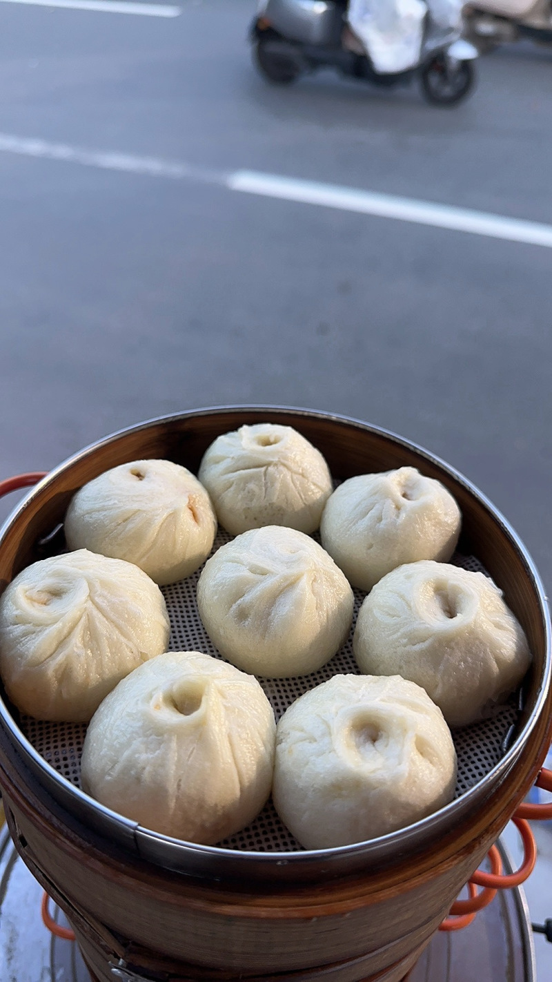 嵊州薄皮鲜肉灌汤小笼包