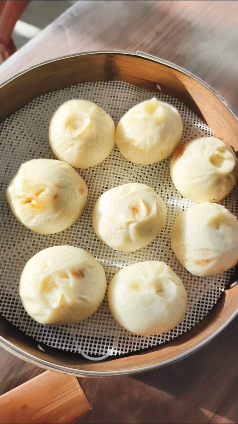 嵊州薄皮鲜肉灌汤小笼包