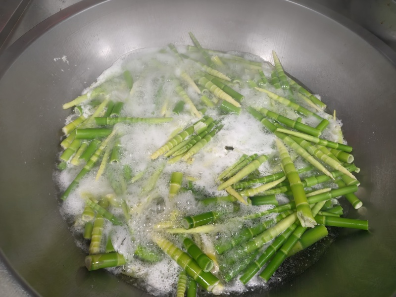 新鲜小野笋尖