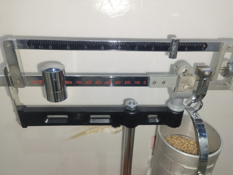 400吨，有需要联系，面筋30.9一等麦