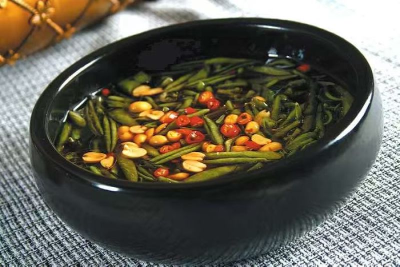 新鲜杀青莼菜