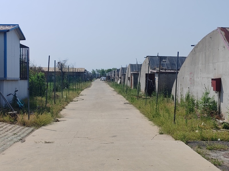设施农用地，大棚，厂房，办公，水电路齐全