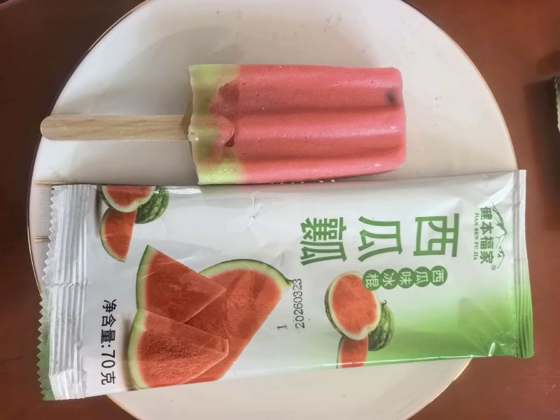 雪糕批发，老冰棍雪糕冰淇淋白糖冰激凌降暑冰棍厂家直销
