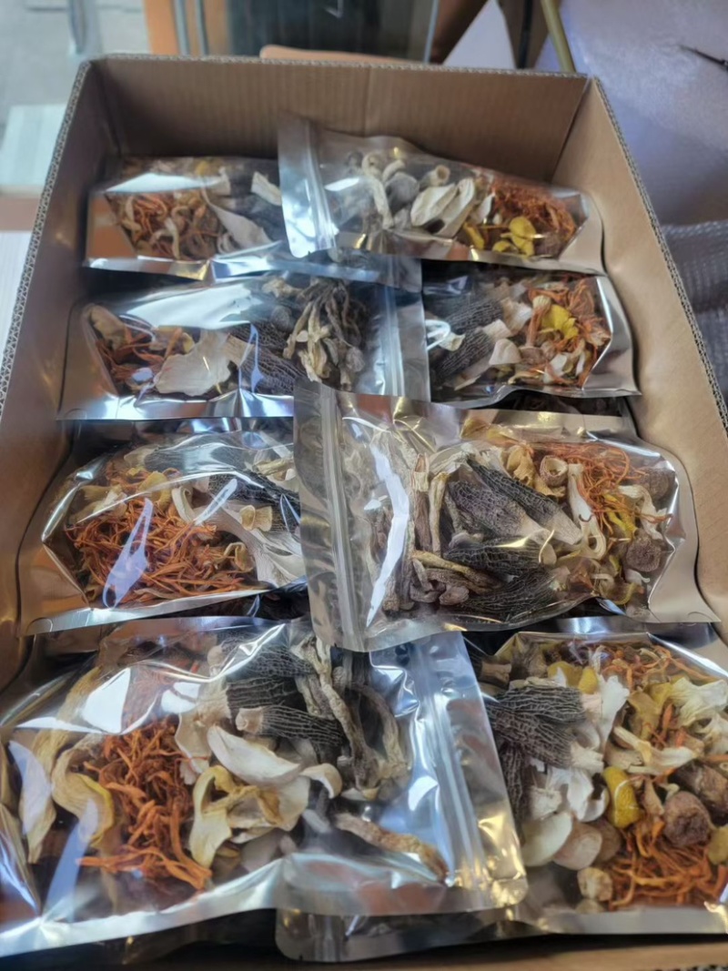 菌汤包包汤料100到400克都有菌菇汤炖鸭包装多选可定制