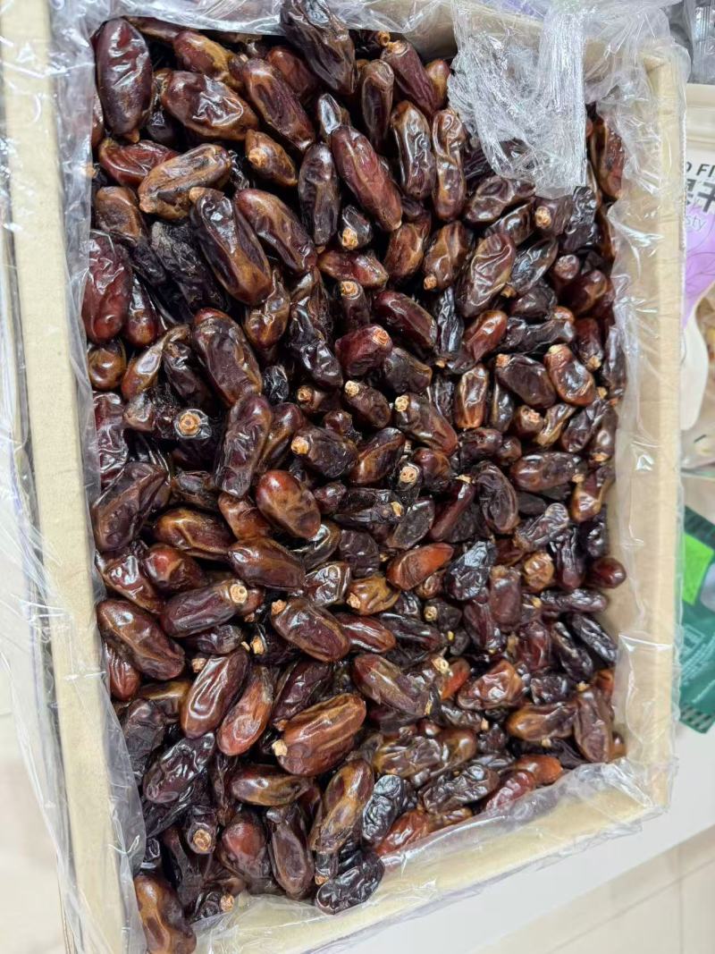 [热卖]伊朗黑椰枣伊拉克黄椰枣沙特椰枣一手货源