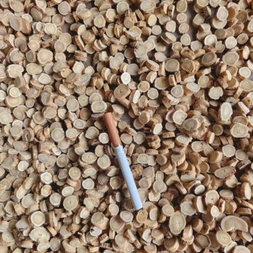 产地一手货，高含量全检黄芪片