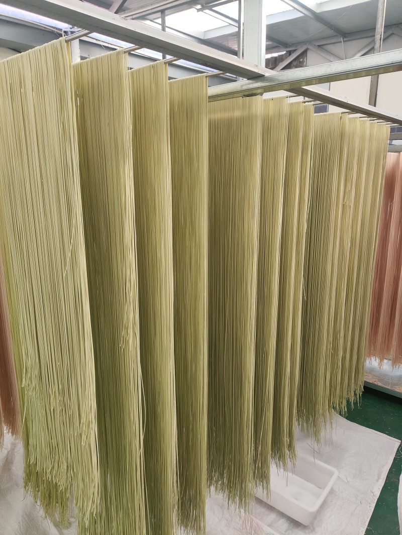 菠菜挂面配料菠菜汁全麦面粉饮用水不提取保留麦芽麦芯