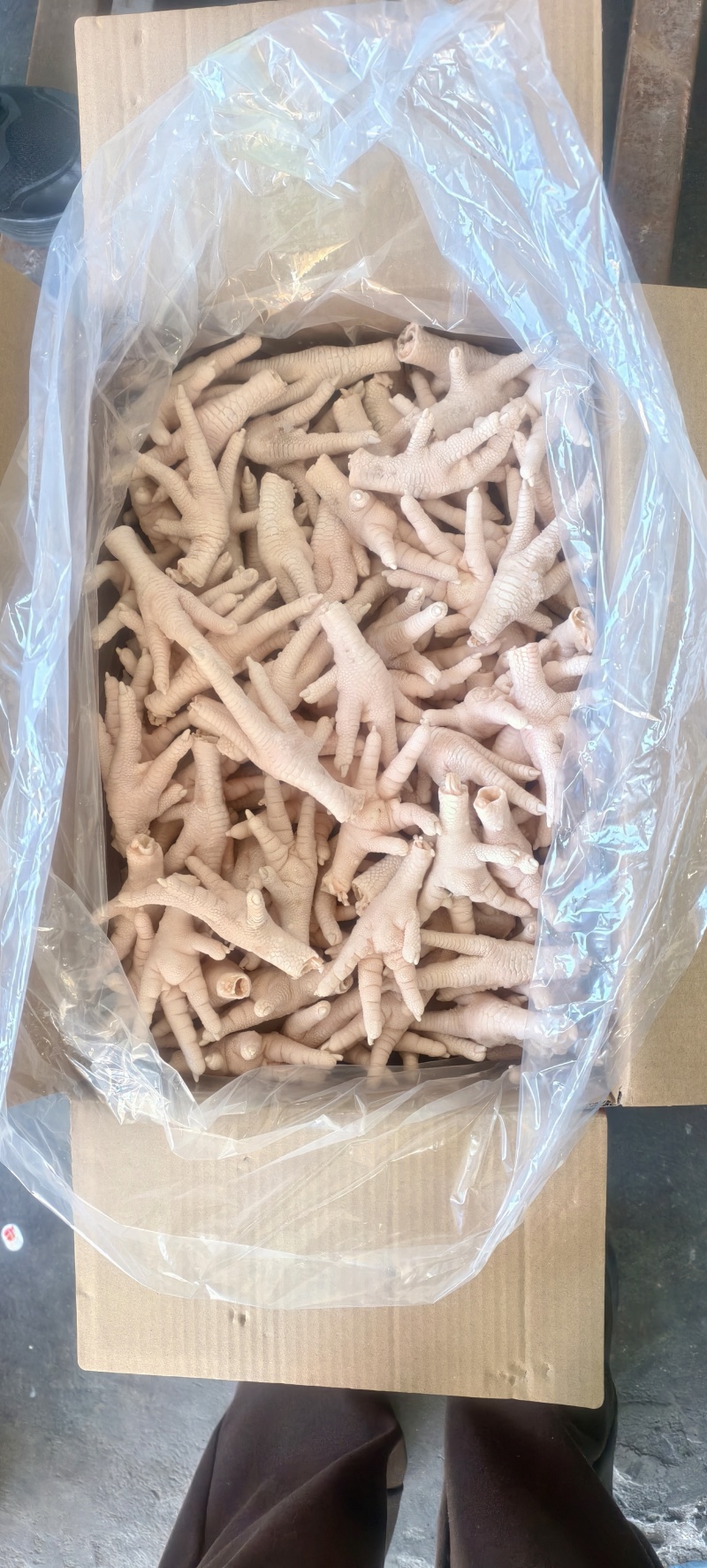 纯干单冻风爪，鸡爪源头厂家量大从优