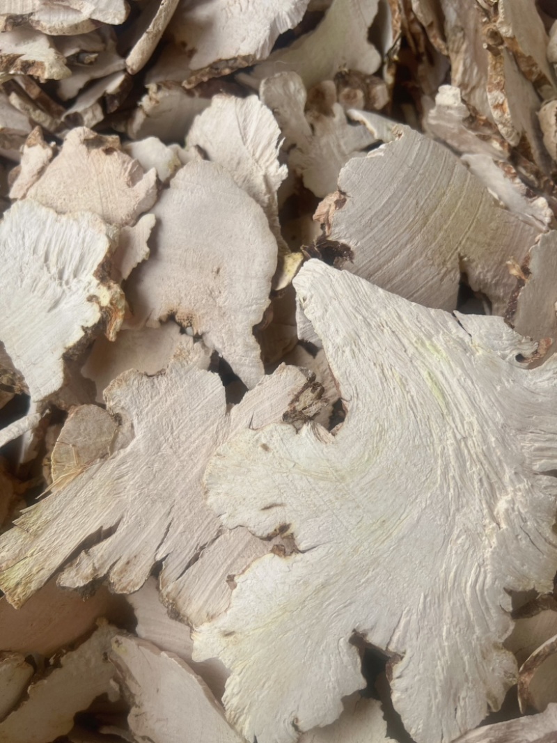 土茯苓干片地摊电商批发无硫磺土茯苓片白土茯苓干片干