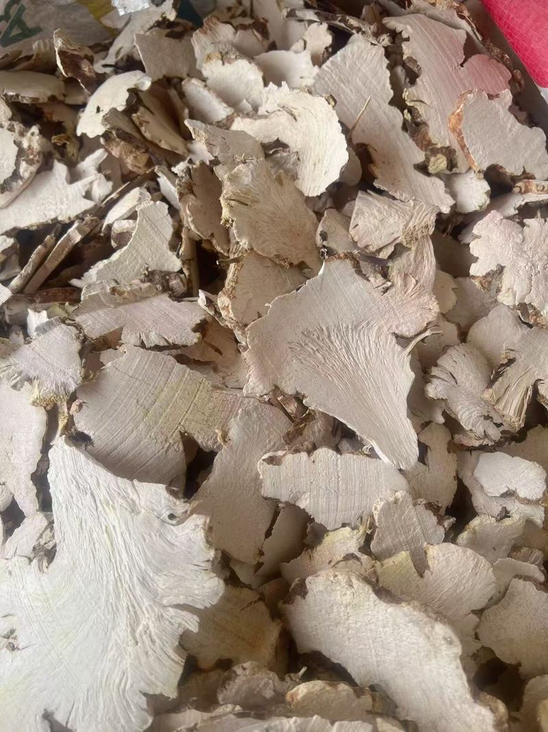 土茯苓干片地摊电商批发无硫磺土茯苓片白土茯苓干片干