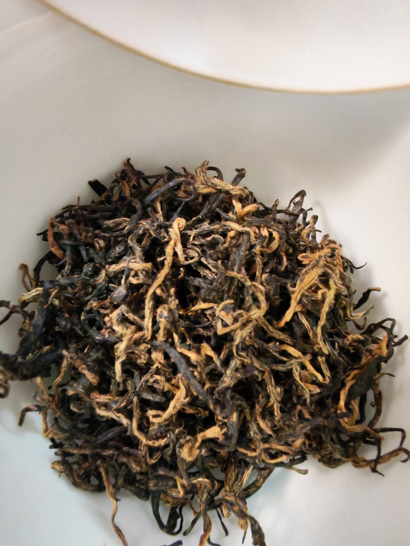 湘西高山云雾绿茶，红茶，电话和微***********