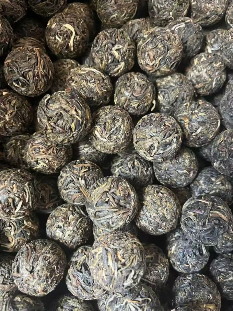 普洱生茶龙珠价格实惠，全国发货厂家直销